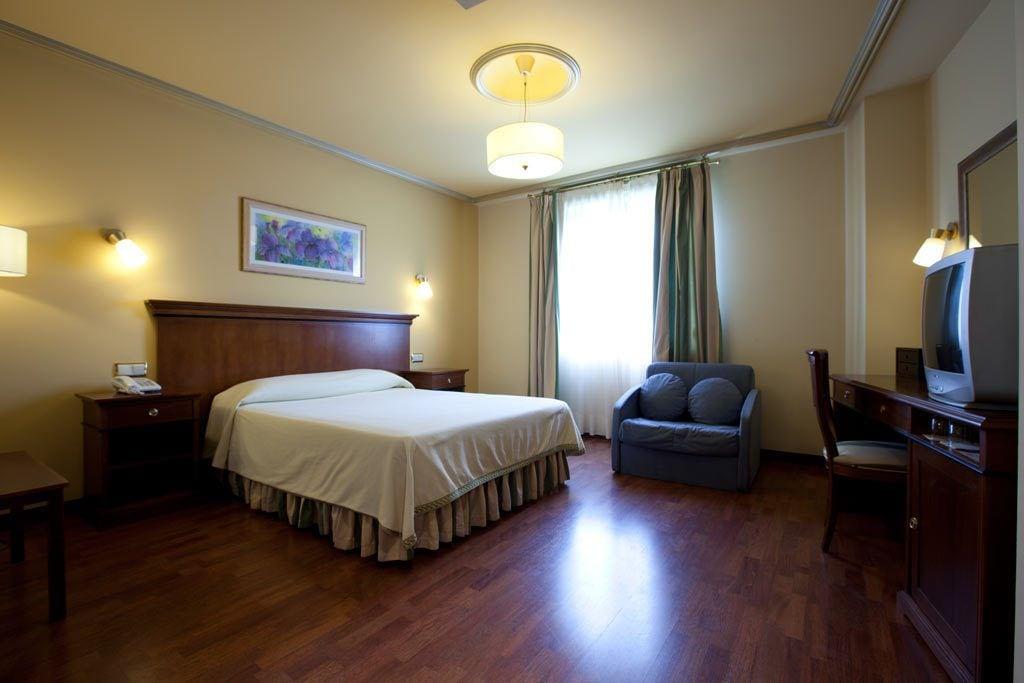 Hotel Azofra Burgo Extérieur photo